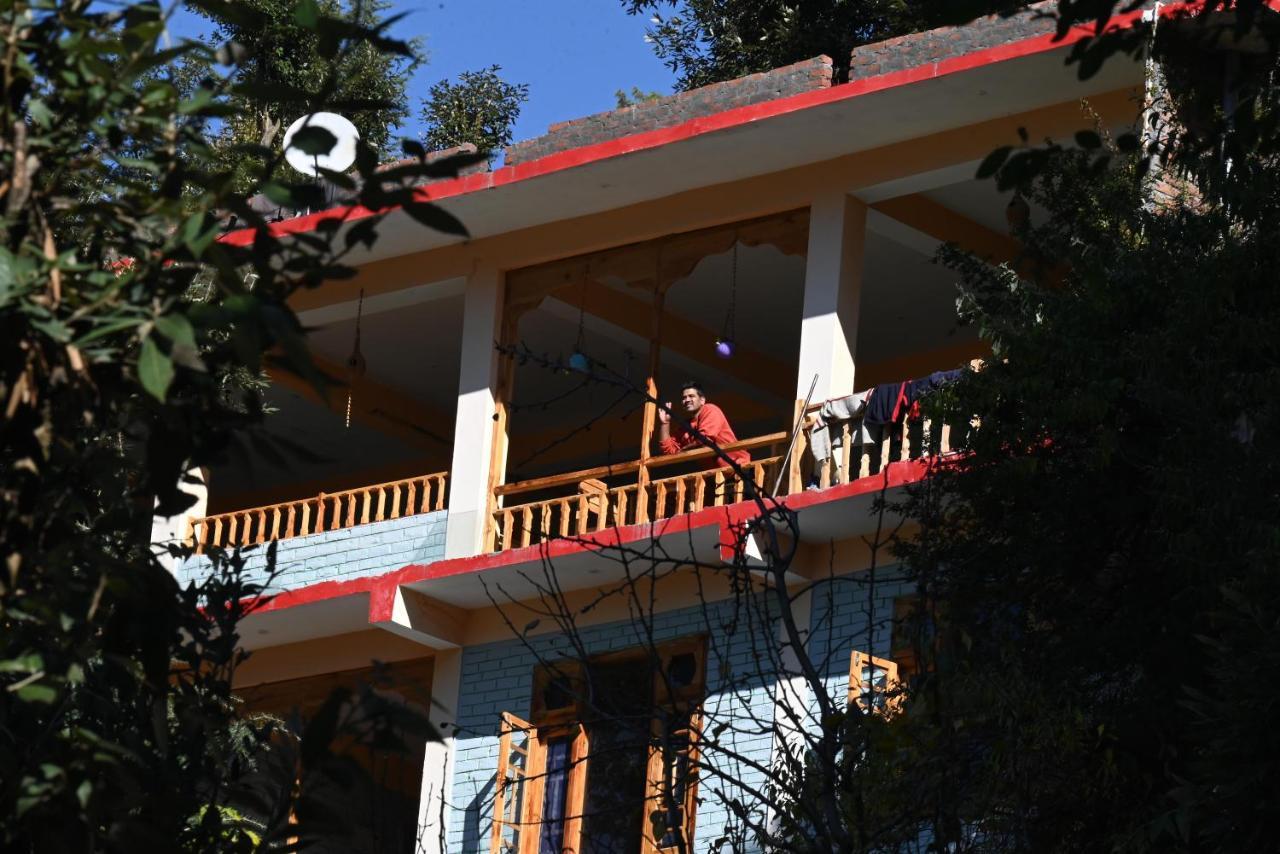 Mozo Inn&Cafe Jibhi Banjār Exterior photo